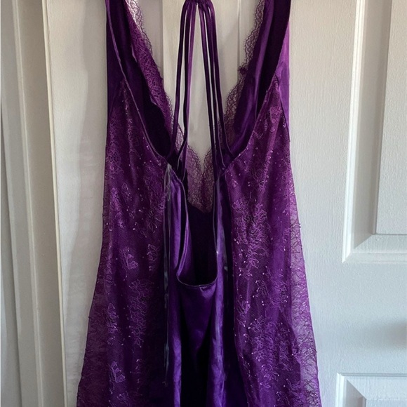 Victoria’s Secret Teddy Lingerie- Large - Picture 2 of 5